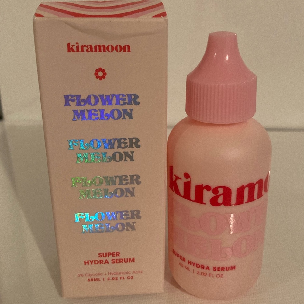 kiramoon FLOWER MELON POWER SUPER
HYDRA SERUM
5% Glycolic + Hyaluronic Acid
60ML